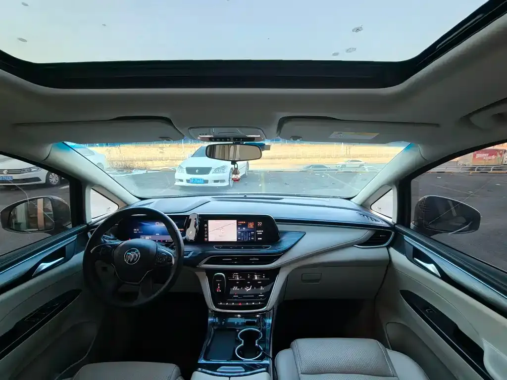 Buick GL8 2023 из CN, фото 6