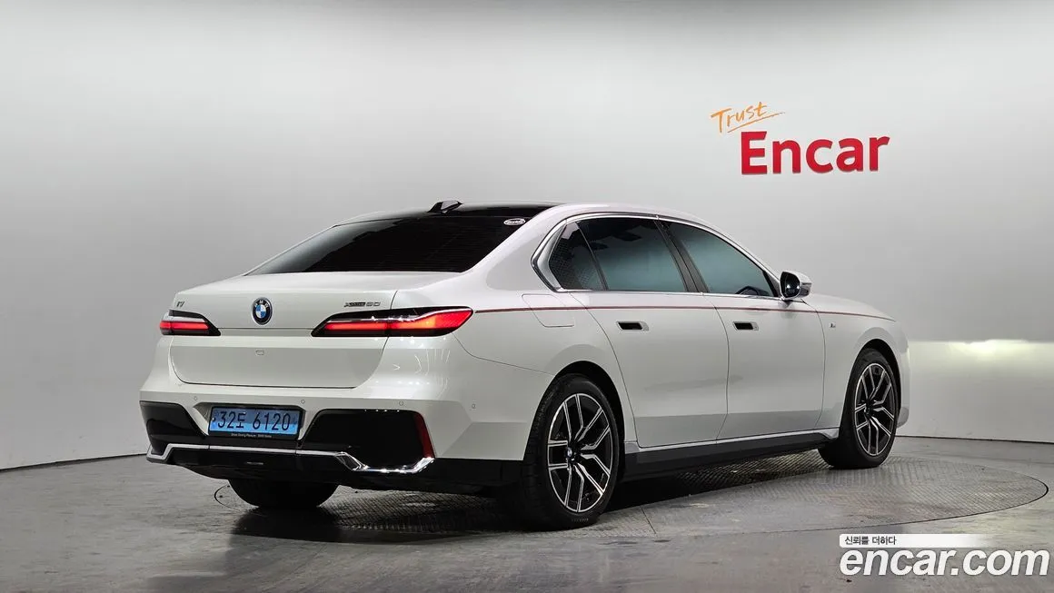 BMW i7 2023 из KR, фото 4