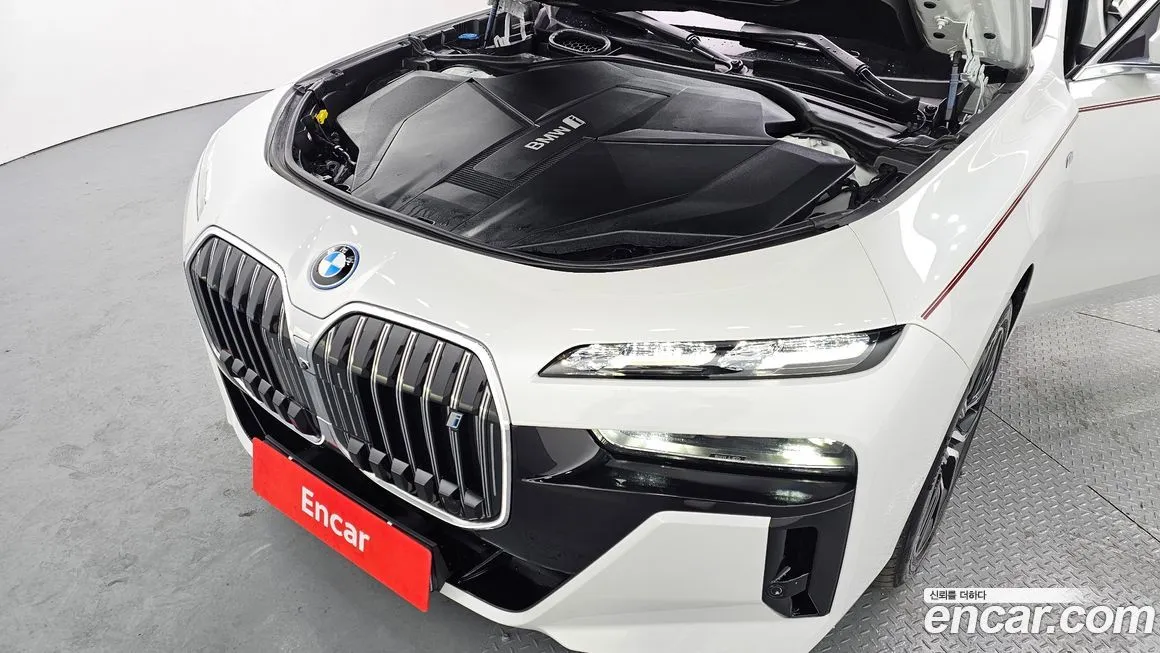 BMW i7 2023 из KR, фото 8