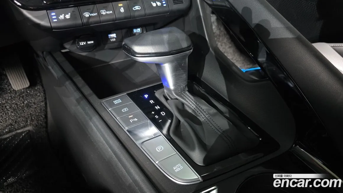 Hyundai AVANTE — фото 2