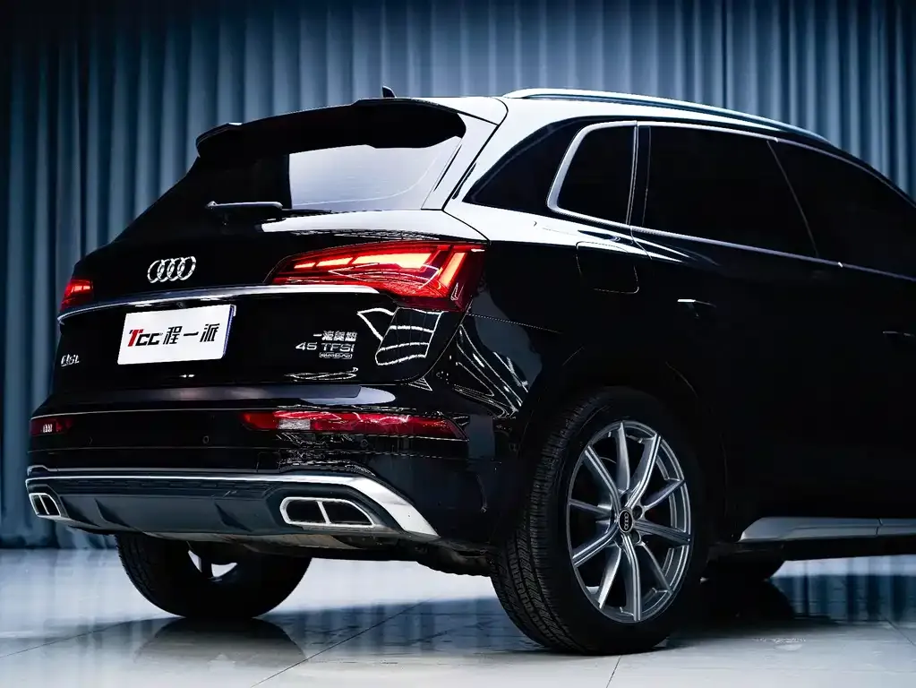 Audi Q5L 2022 из CN, фото 6