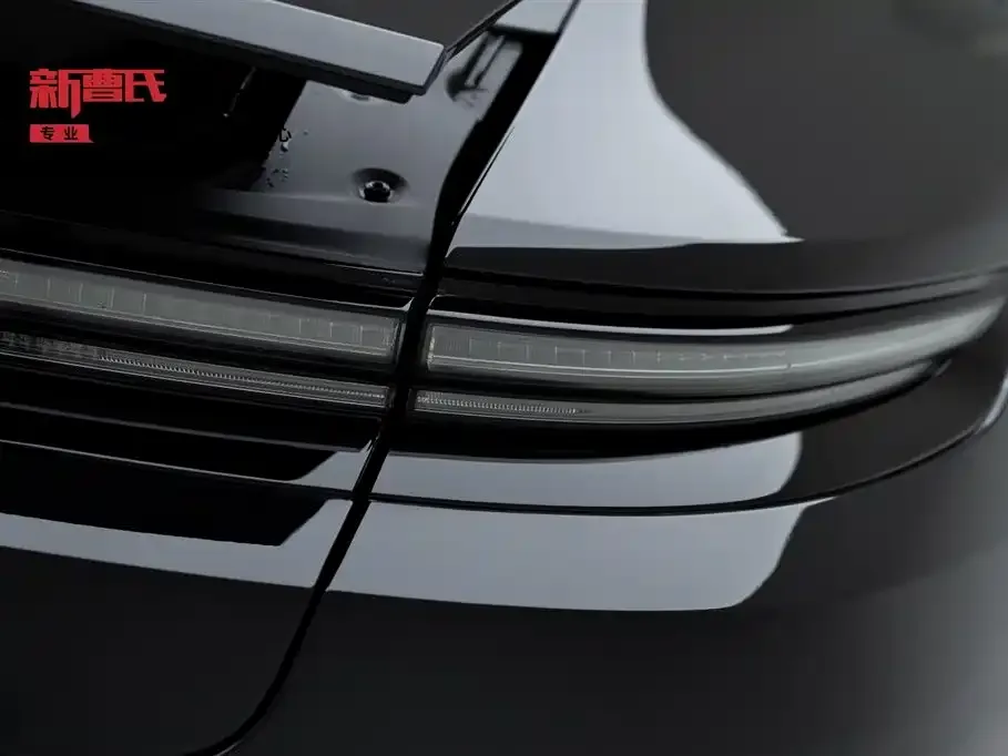 Porsche Panamera 2024 из CN, фото 9