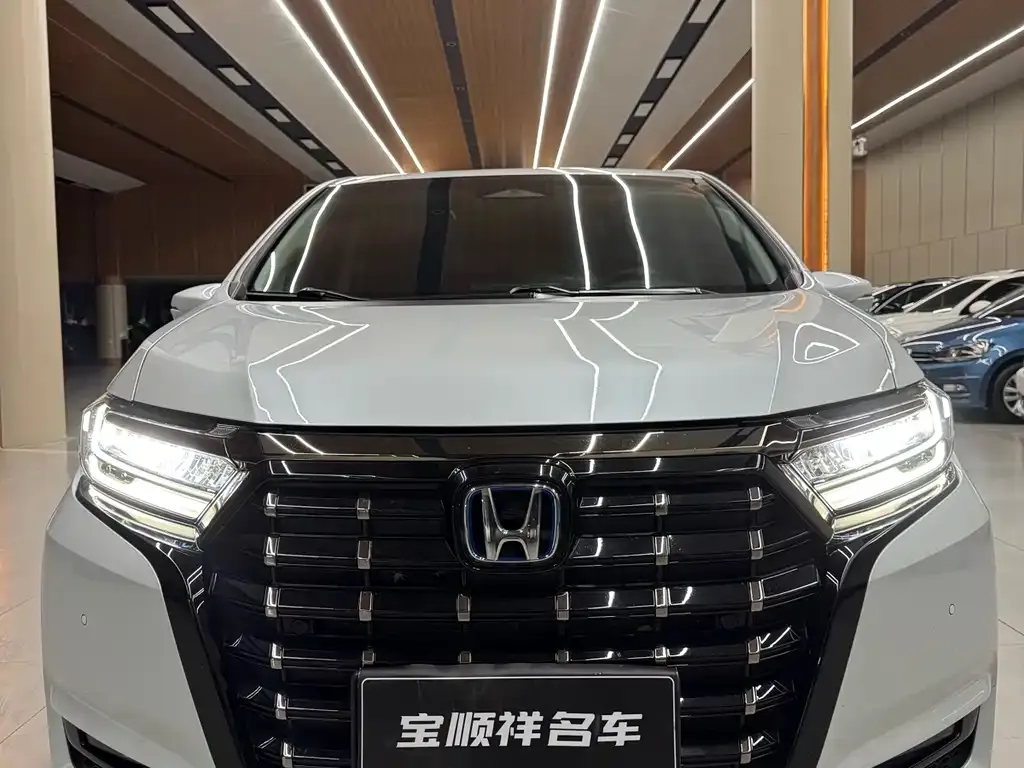 Honda Elysion 2025 из CN, фото 6
