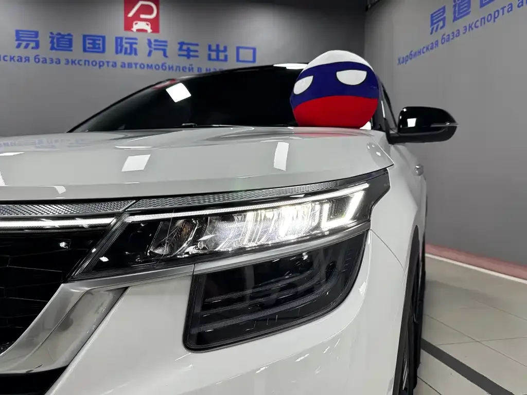 Kia KX3 2022 из CN, фото 2