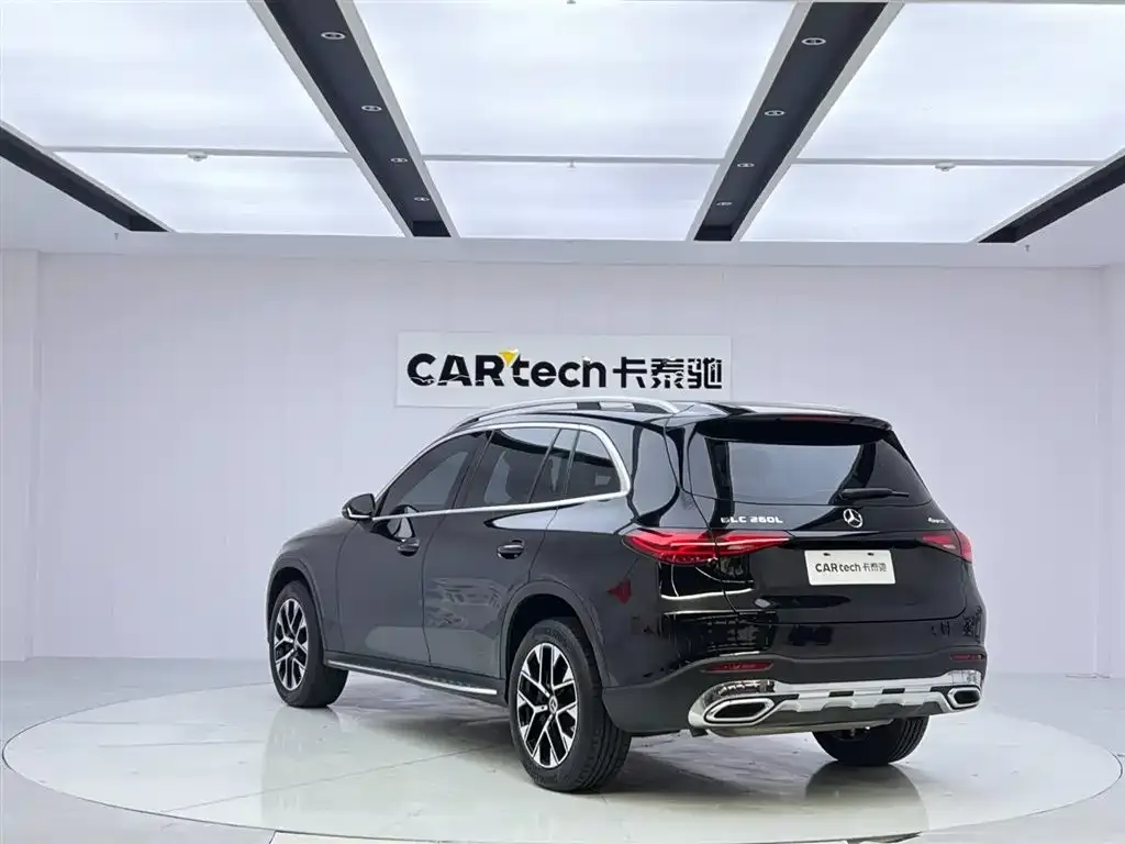 Mercedes-Benz GLC 2023 из CN, фото 2