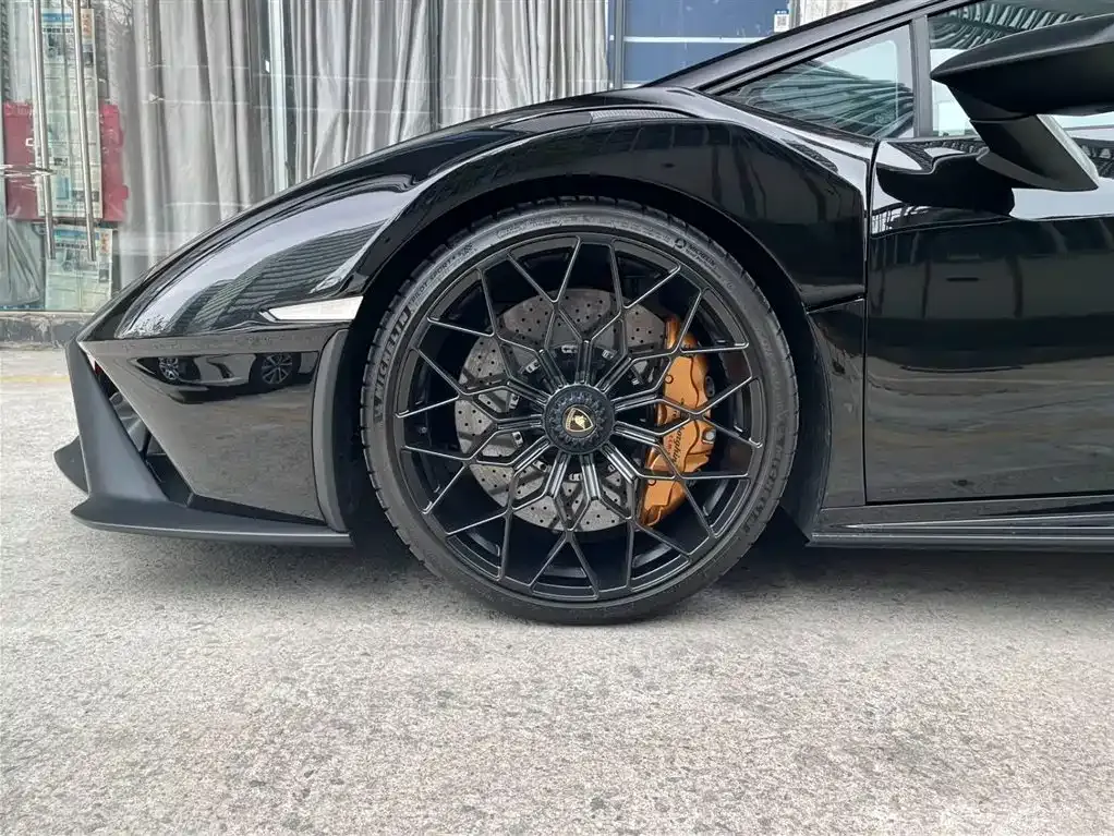 Lamborghini Huracan 2022 из CN, фото 6