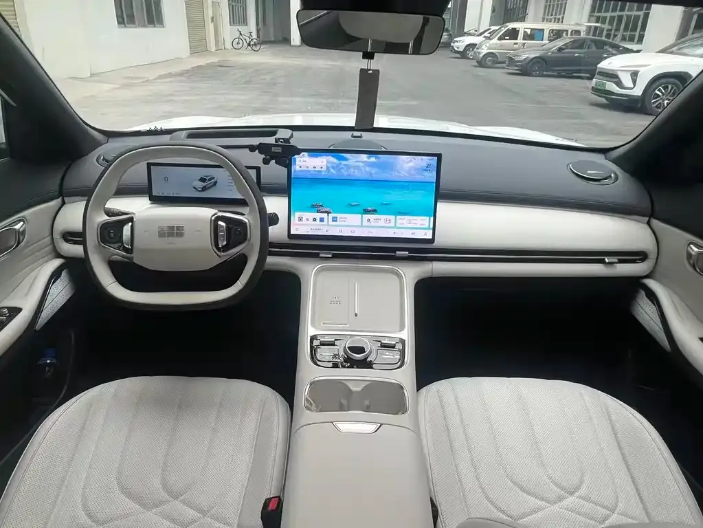 Geely 银河星舰7 2025 из CN, фото 3