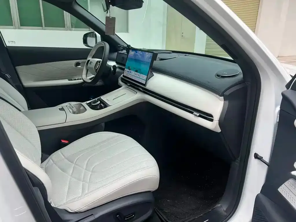 Geely 银河星舰7 2025 из CN, фото 2