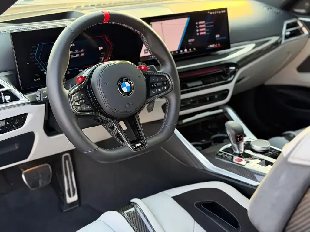 BMW M4 2025 из CN, фото 4