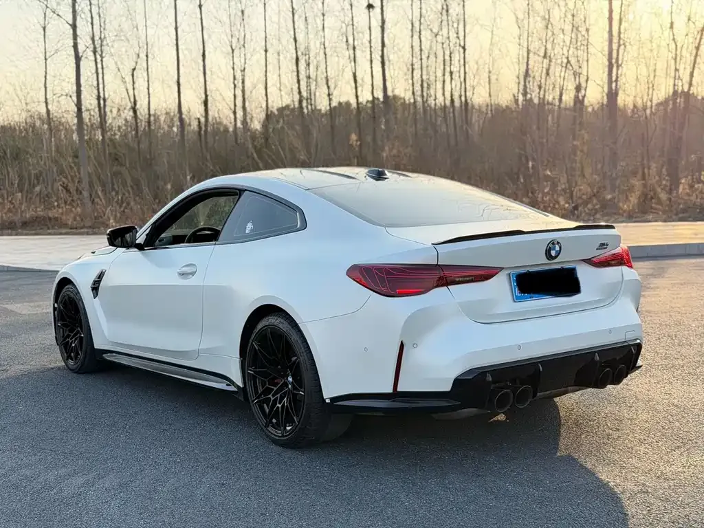 BMW M4 2025 из CN, фото 2