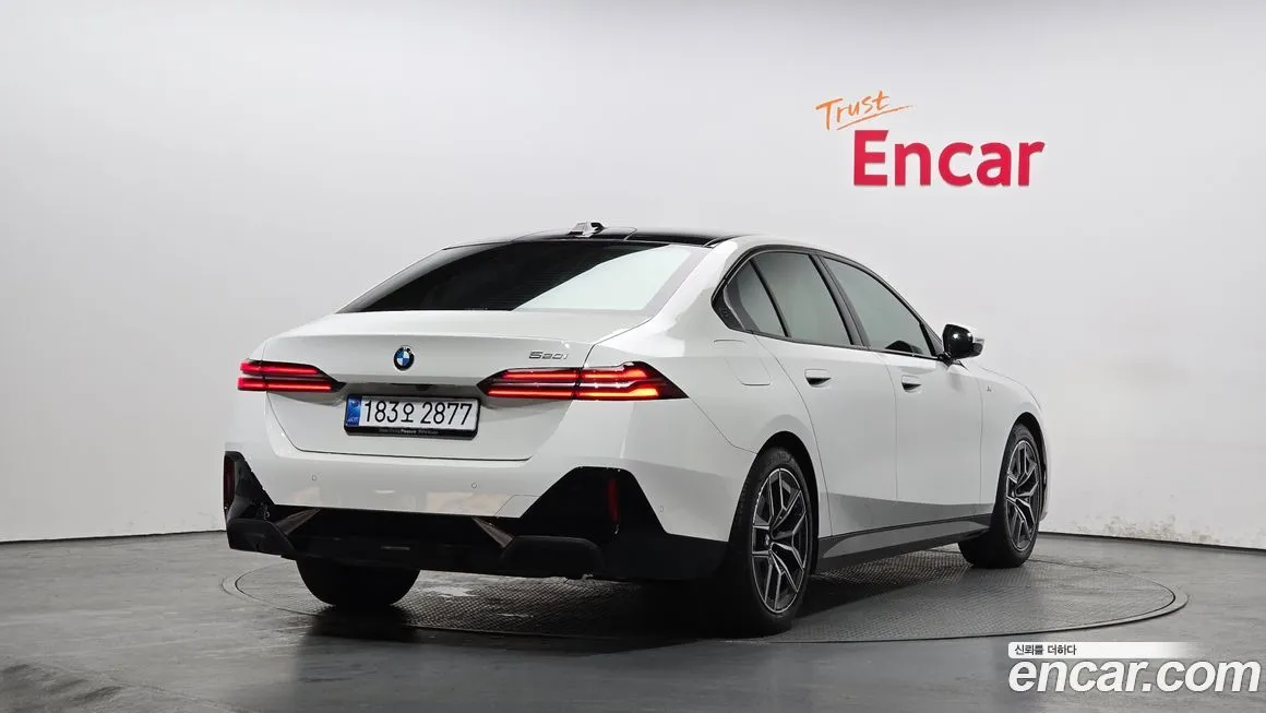 BMW 5-Series 2025 из KR, фото 7