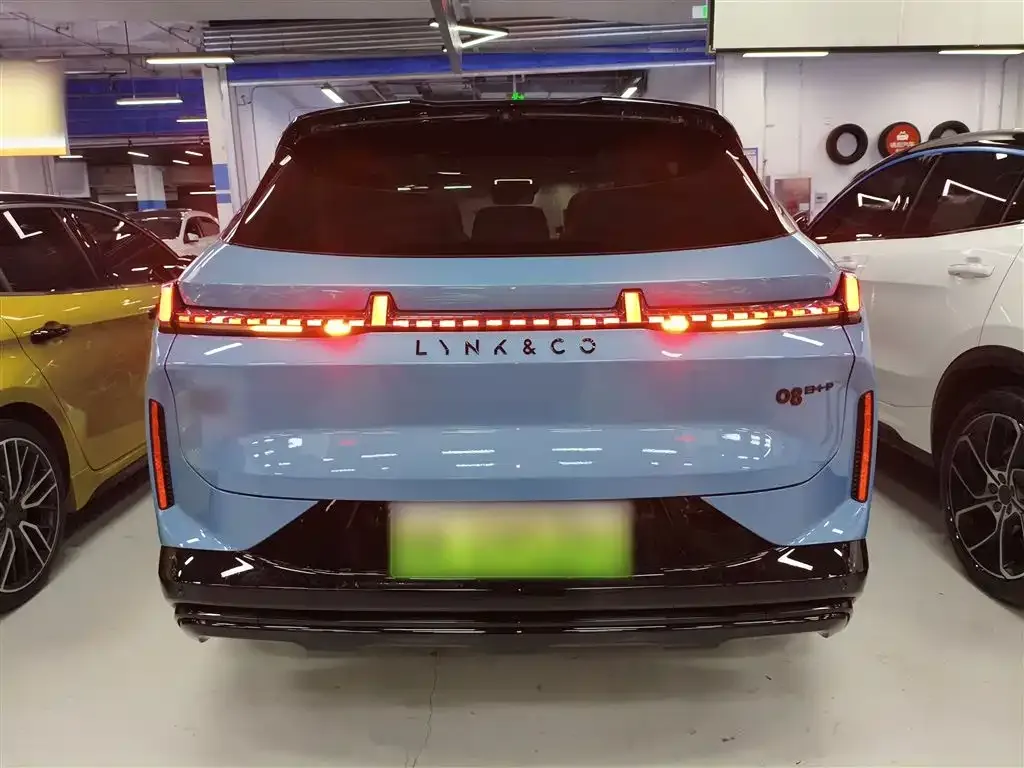 Lynk & Co 08 EM-P 2025 из CN, фото 7