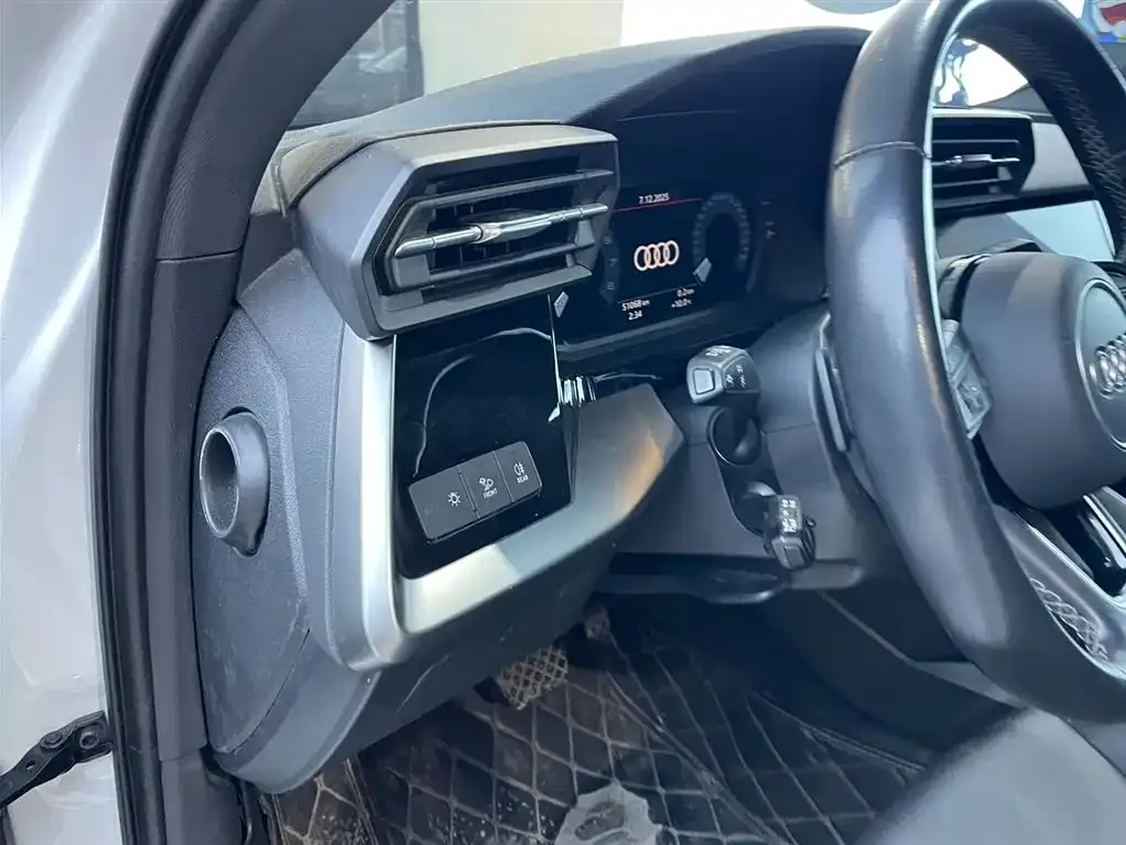 Audi A3 2023 из CN, фото 8
