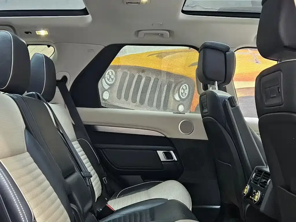 Land Rover Discovery 2021 из CN, фото 2