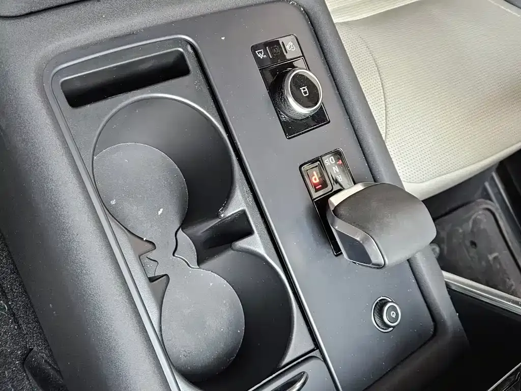 Land Rover Discovery 2021 из CN, фото 7