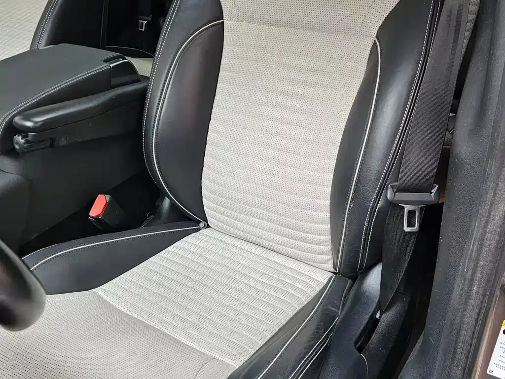 Land Rover Discovery 2021 из CN, фото 8