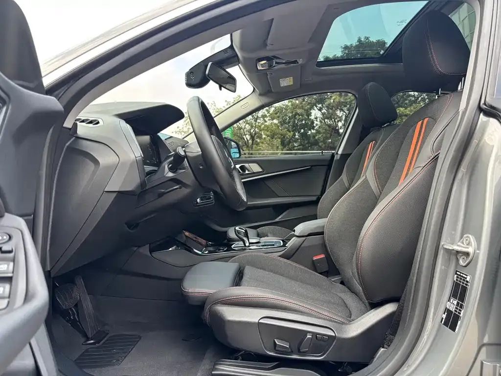 BMW 2 Series (Import) 2023 из CN, фото 3