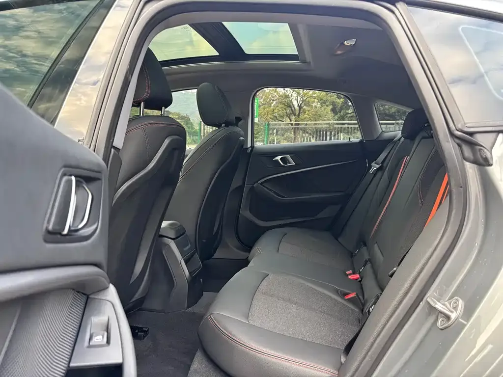 BMW 2 Series (Import) 2023 из CN, фото 6