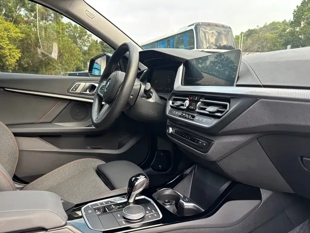 BMW 2 Series (Import) 2023 из CN, фото 8