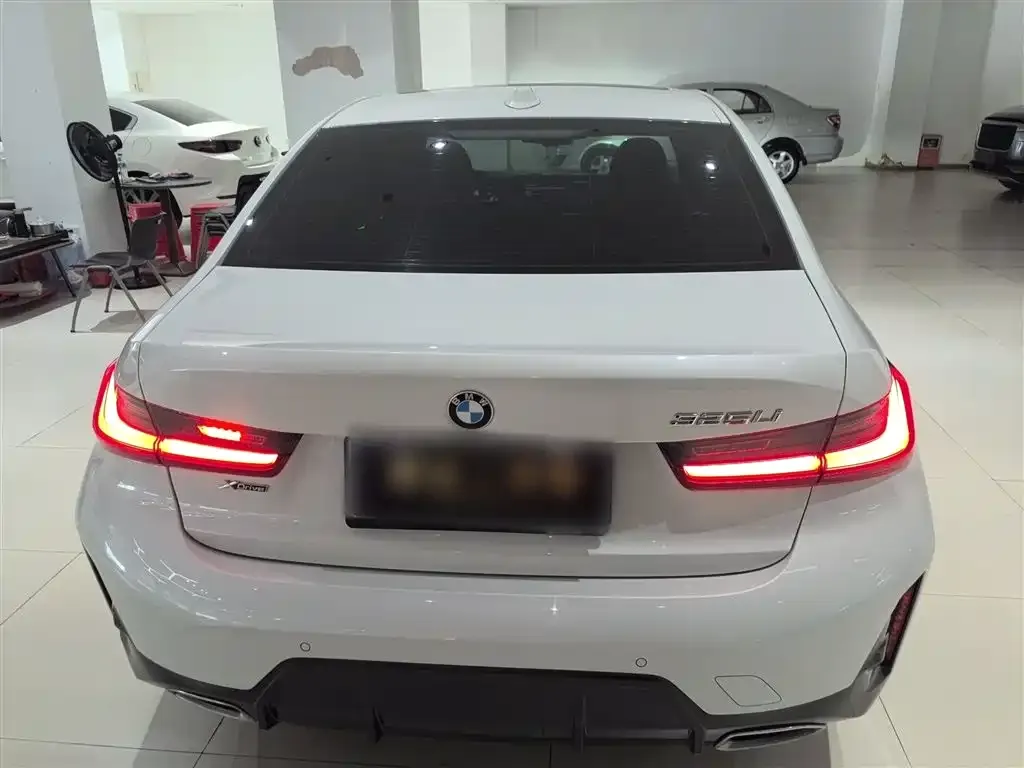 BMW 3 Series 2024 из CN, фото 10