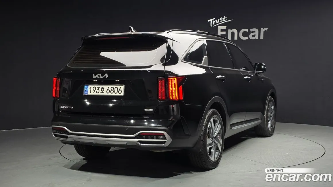 Kia Sorento — фото 3
