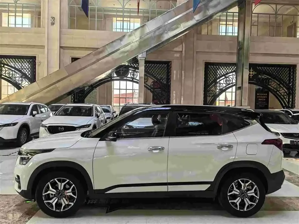Kia KX3 — фото 6