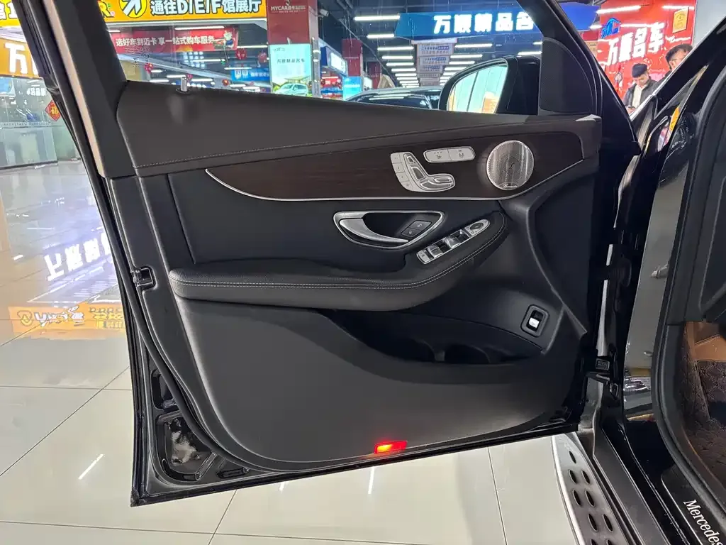 Mercedes-Benz GLC 2022 из CN, фото 8
