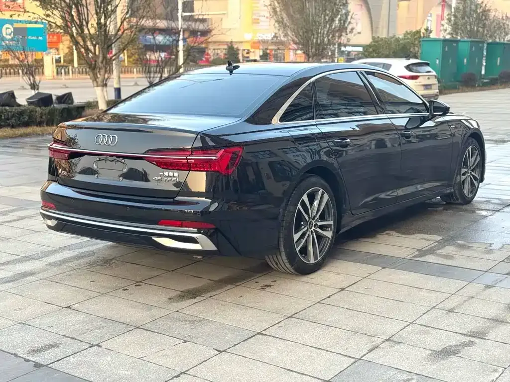 Audi A6L 2023 из CN, фото 4