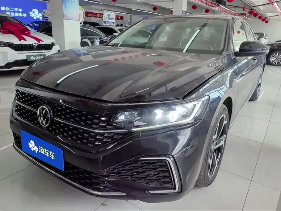 Volkswagen Passat 2024 из CN, фото 1