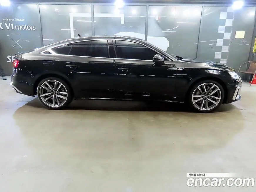 Audi A5 2023 из KR, фото 2