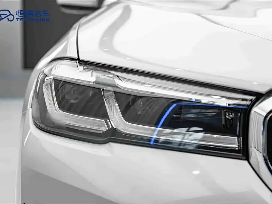 BMW 5 Series 2024 из CN, фото 9