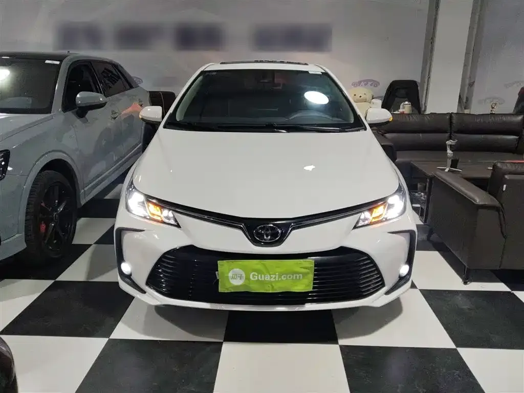 Toyota Corolla 2023 из CN, фото 5