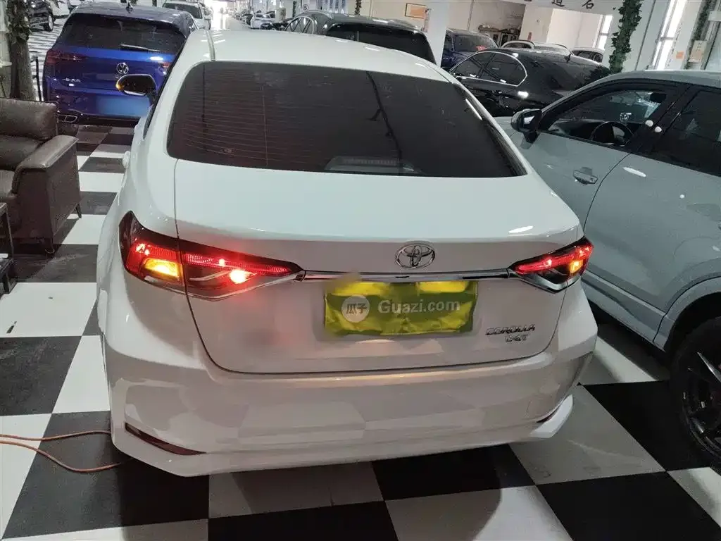 Toyota Corolla 2023 из CN, фото 4