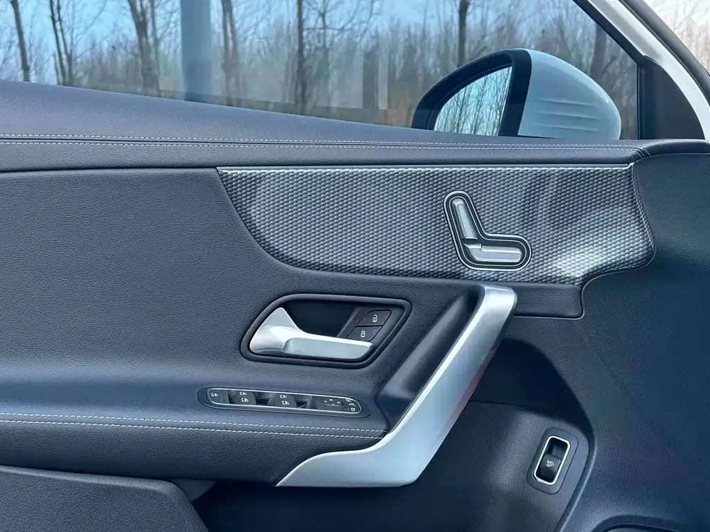 Mercedes-Benz A-Class 2022 из CN, фото 10