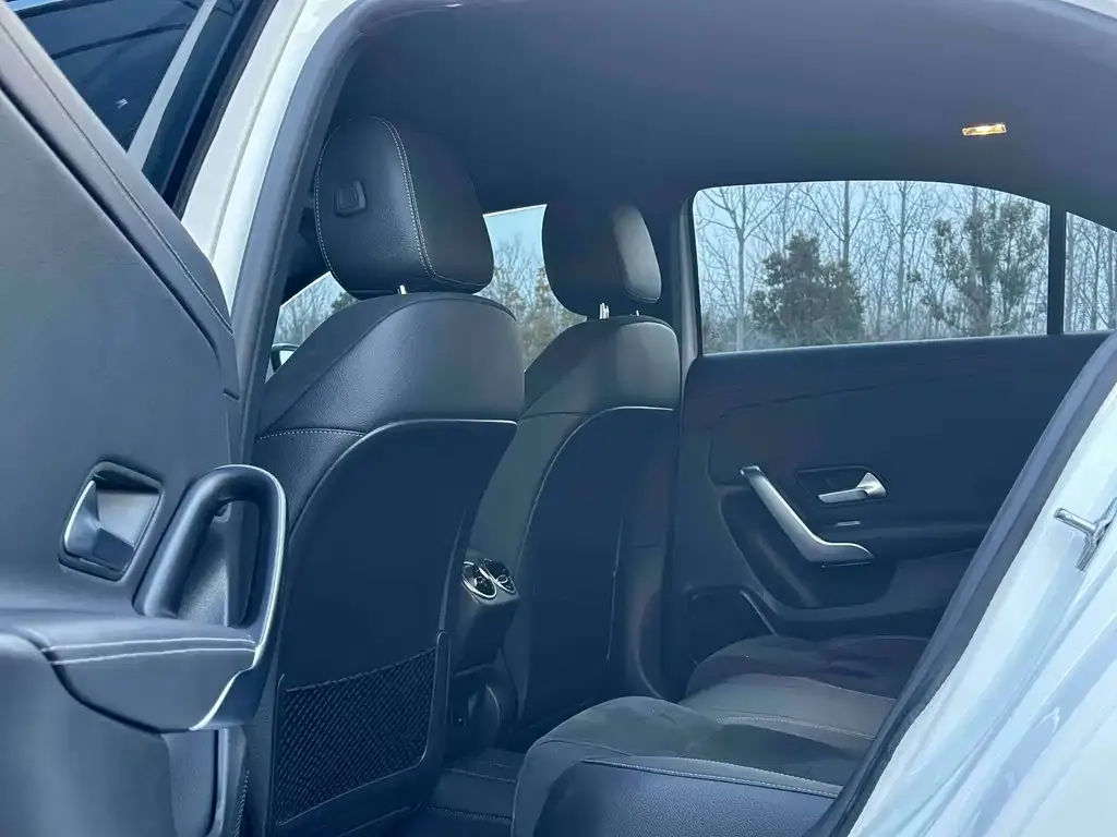 Mercedes-Benz A-Class 2022 из CN, фото 3