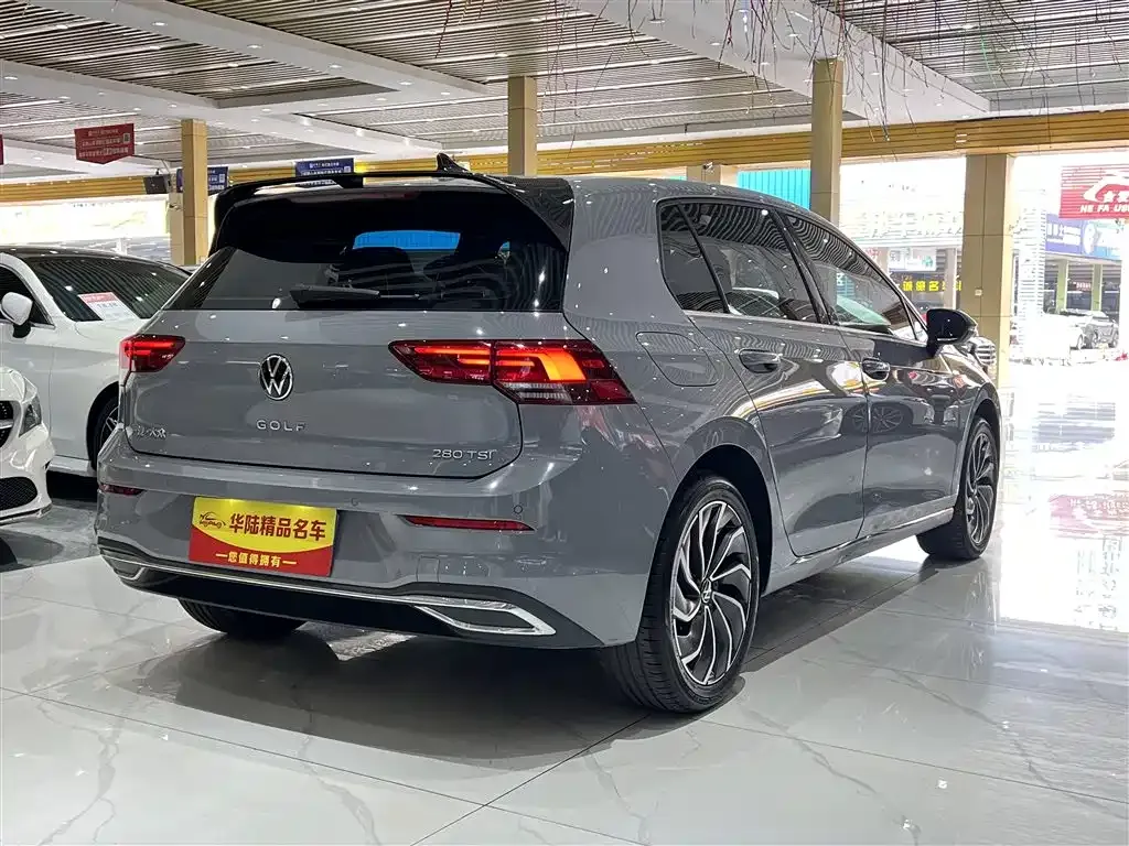 Volkswagen Golf 2022 из CN, фото 3