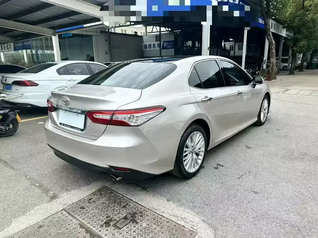 Toyota Camry 2021 из CN, фото 4