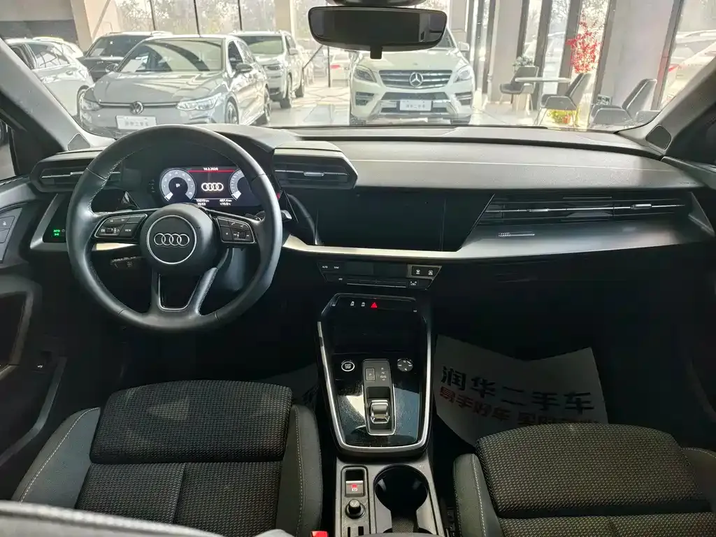 Audi A3 2023 из CN, фото 6