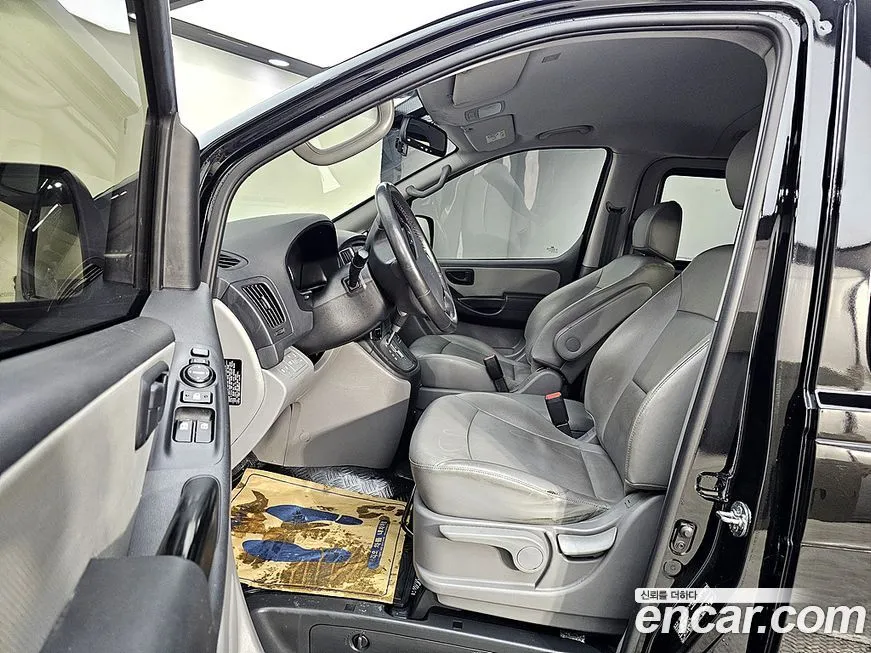 Hyundai Starex 2021 из KR, фото 2
