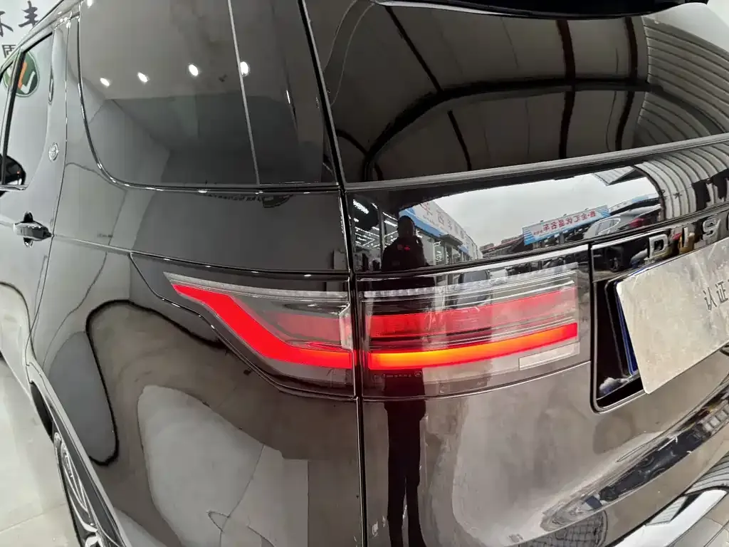 Land Rover Discovery 2024 из CN, фото 6
