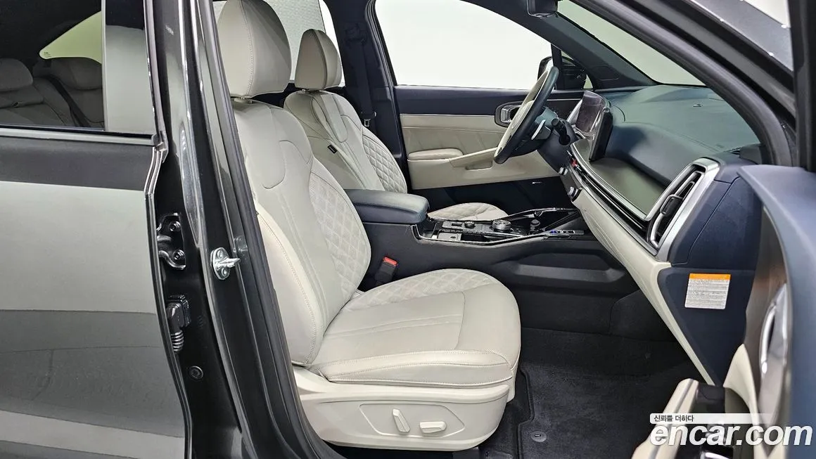 Kia Sorento — фото 9