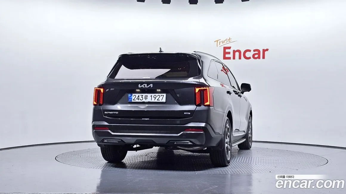 Kia Sorento — фото 10
