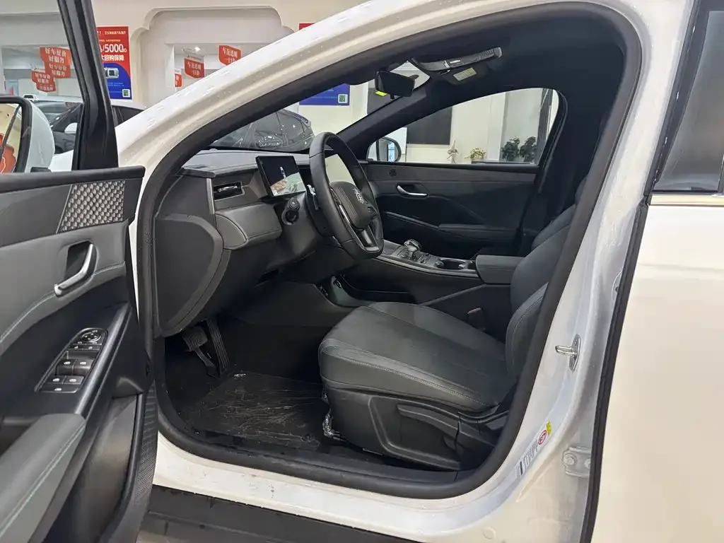 BYD Qin PLUS 2025 из CN, фото 9