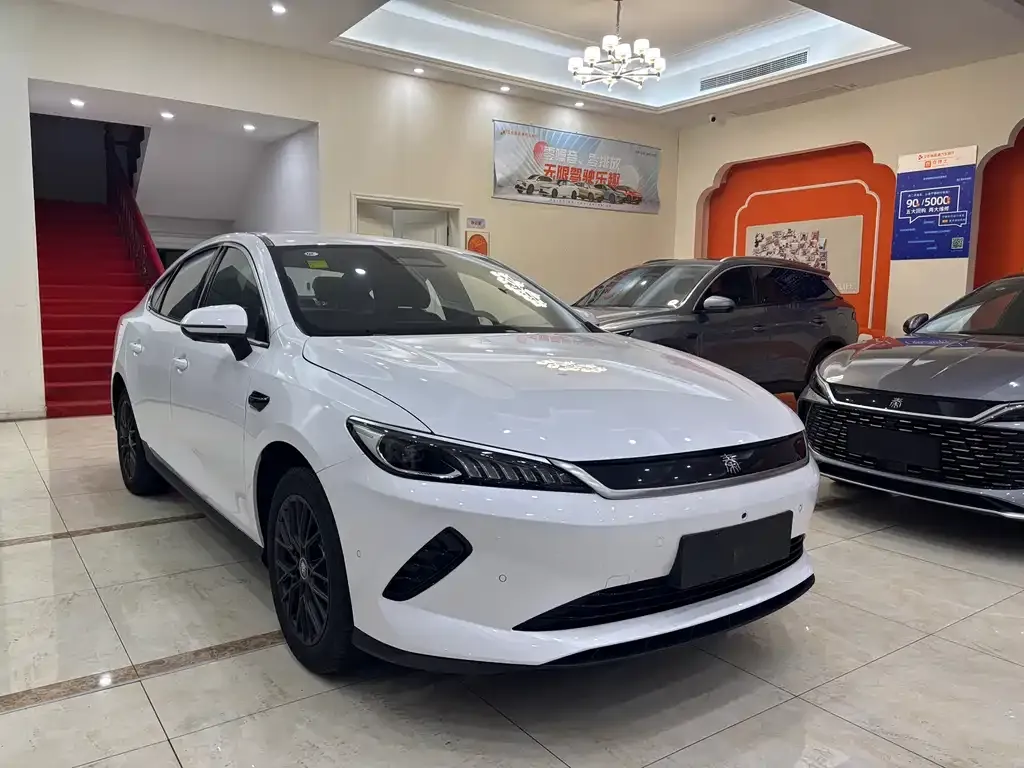 BYD Qin PLUS 2025 из CN, фото 3