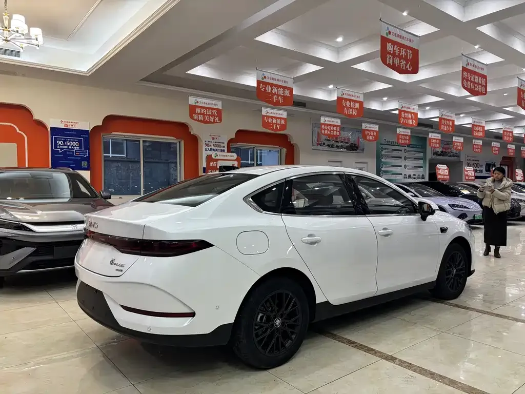 BYD Qin PLUS 2025 из CN, фото 7