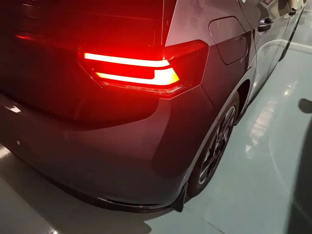 Volkswagen ID.3 2023 из CN, фото 3