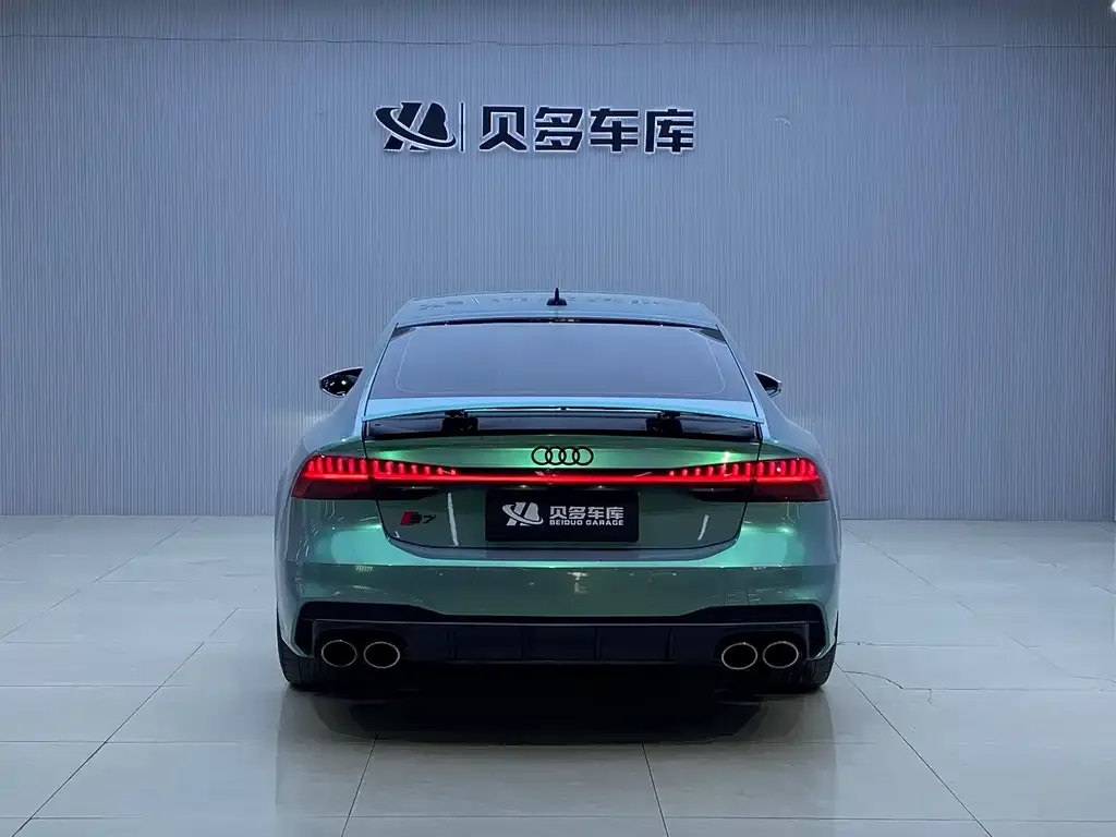 Audi S7 2023 из CN, фото 2
