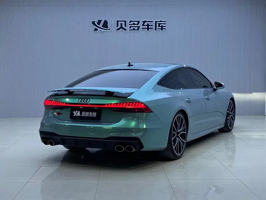 Audi S7 2023 из CN, фото 8