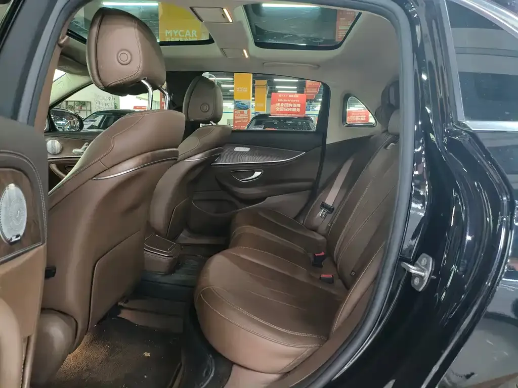 Mercedes-Benz E-Class 2023 из CN, фото 7