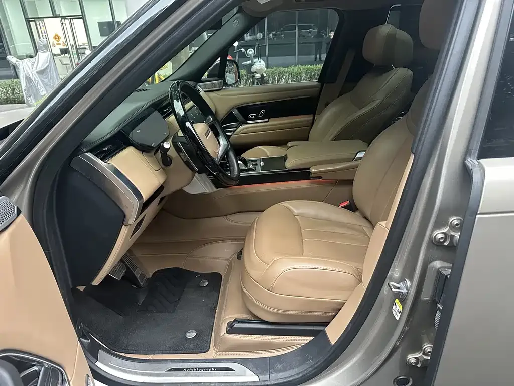 Land Rover Range Rover 2023 из CN, фото 3